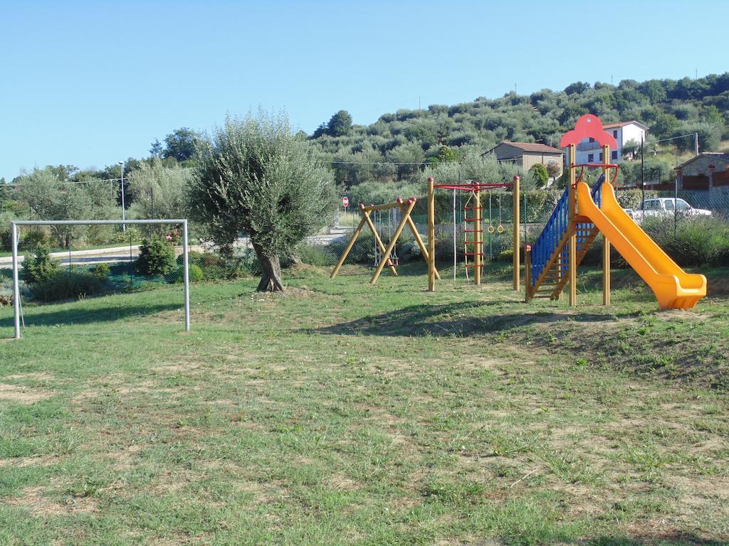 Il Borgo Sul Lago Monte del Lago Εξωτερικό φωτογραφία