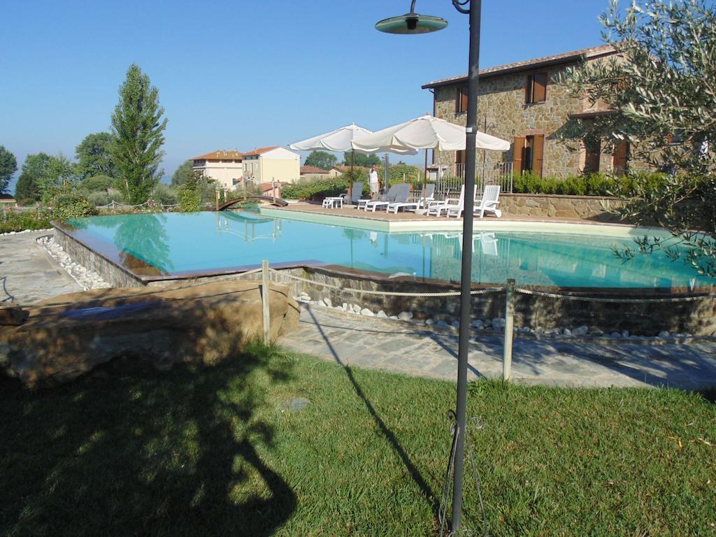 Il Borgo Sul Lago Monte del Lago Εξωτερικό φωτογραφία