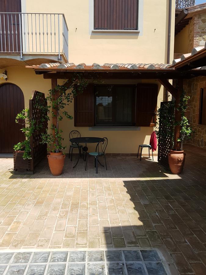 Il Borgo Sul Lago Monte del Lago Εξωτερικό φωτογραφία