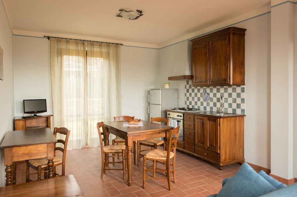 Il Borgo Sul Lago Monte del Lago Δωμάτιο φωτογραφία